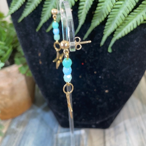 ⭐️Adorned Crown artisan assemblage gold star blue green bead post earrings - Picture 4 of 8